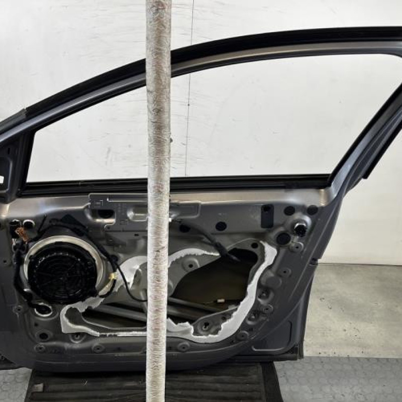 Porte avant droit PEUGEOT 308 2 Photo n°6