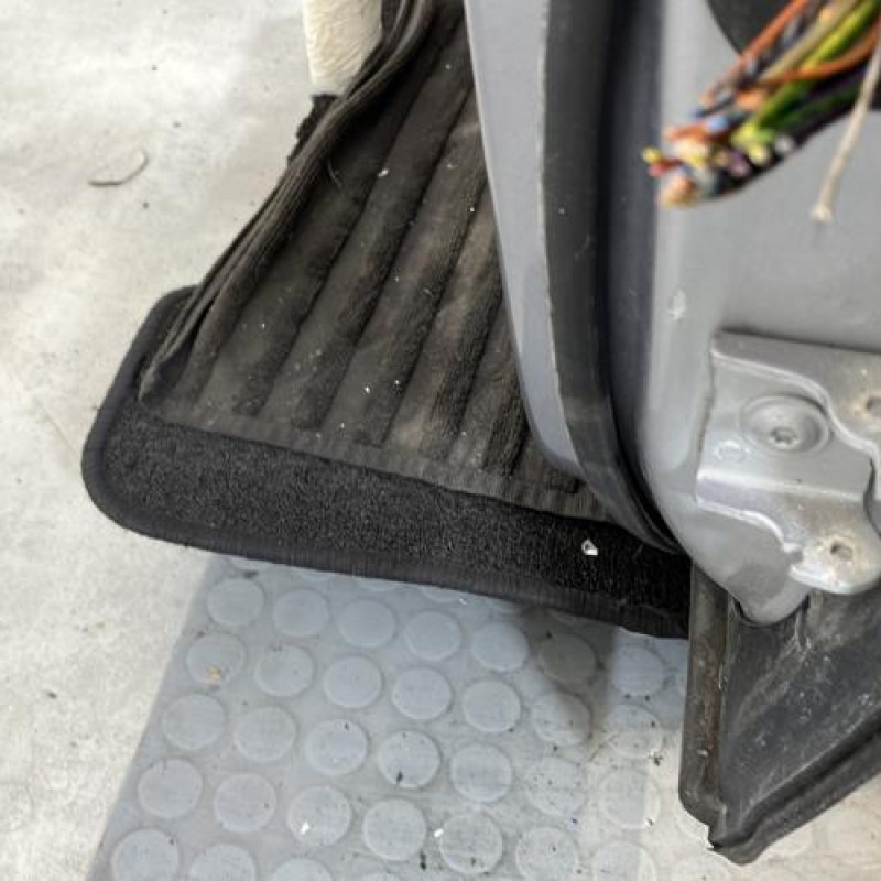 Porte avant gauche PEUGEOT 308 2 Photo n°3