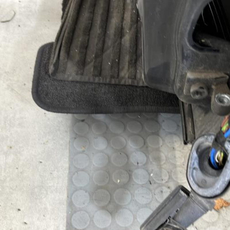 Porte avant gauche BMW SERIE 1 F20 Photo n°4