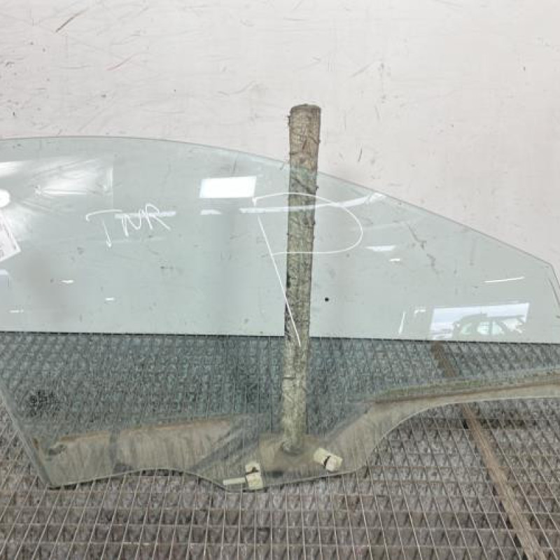 Vitre avant droit KIA RIO 2 Photo n°1