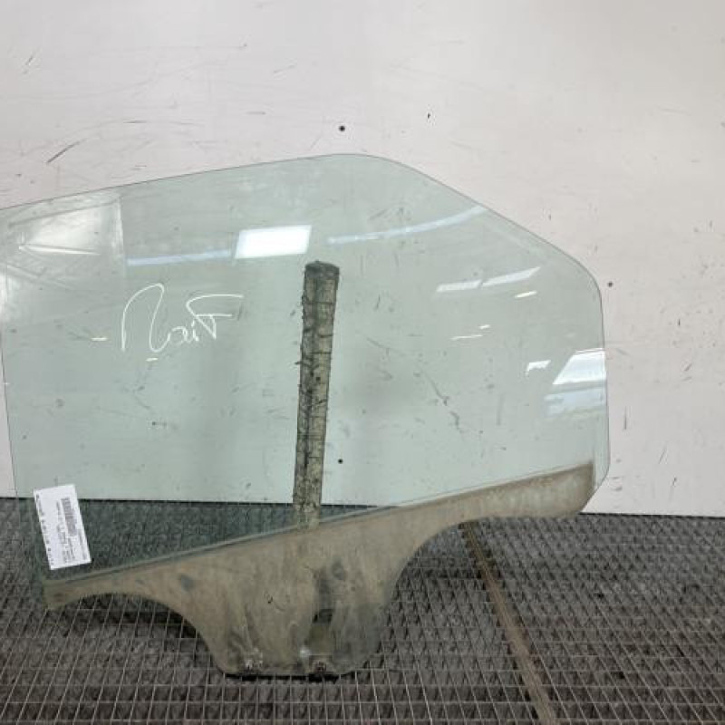 Vitre arriere gauche DACIA LOGAN 1 Photo n°1