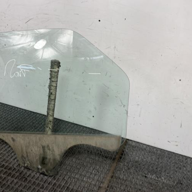 Vitre arriere gauche DACIA LOGAN 1 Photo n°3