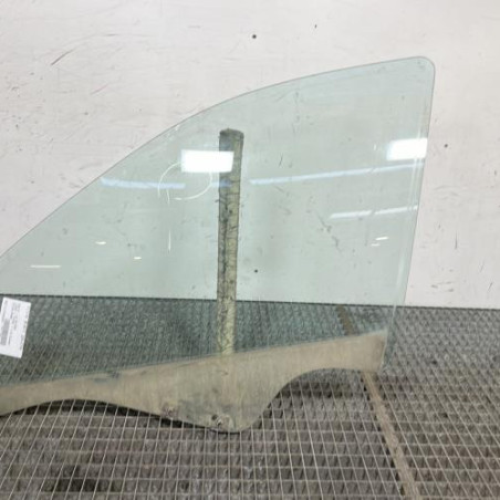 Vitre avant gauche DACIA LOGAN 1 Photo n°1