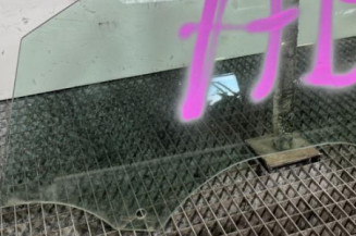 Vitre avant gauche VOLKSWAGEN GOLF 7