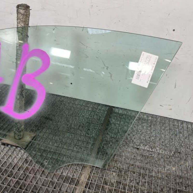 Vitre avant gauche VOLKSWAGEN GOLF 7 Photo n°3