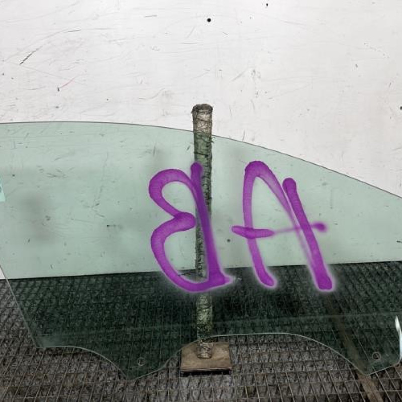 Vitre avant gauche VOLKSWAGEN GOLF 7 Photo n°4