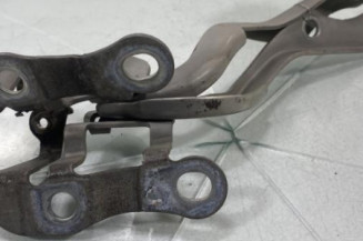 Charniere de capot TOYOTA YARIS 2 Photo n°1