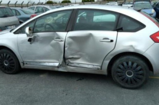 Calculateur moteur CITROEN C4 1