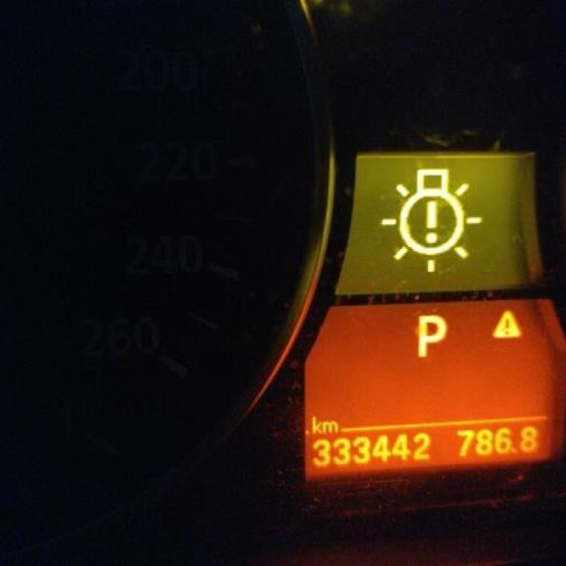 Calculateur moteur BMW SERIE 3 E91 Photo n°4