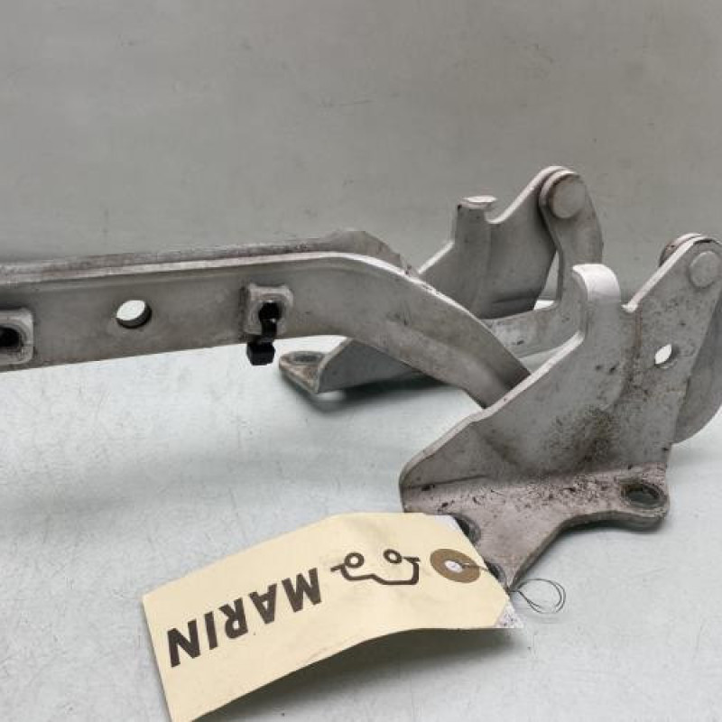 Charniere de capot MERCEDES VITO 639 Photo n°3