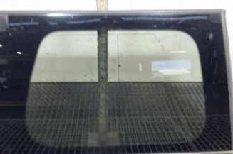 Custode arriere droit NISSAN PATHFINDER 2 Photo n°1