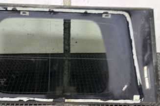 Custode arriere droit NISSAN PATHFINDER 2