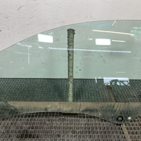 Vitre avant gauche RENAULT CLIO 3 Photo n°1