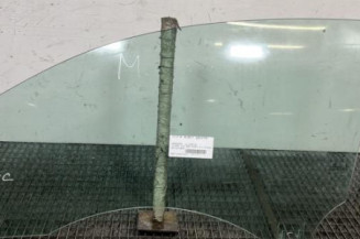 Vitre avant gauche MERCEDES CLASSE CLK 209 Photo n°1