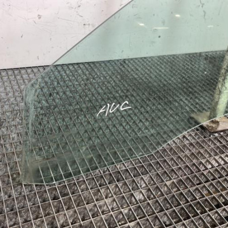 Vitre avant gauche MERCEDES CLASSE CLK 209