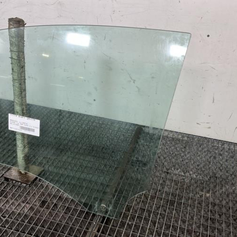 Vitre avant gauche MERCEDES CLASSE CLK 209 Photo n°3