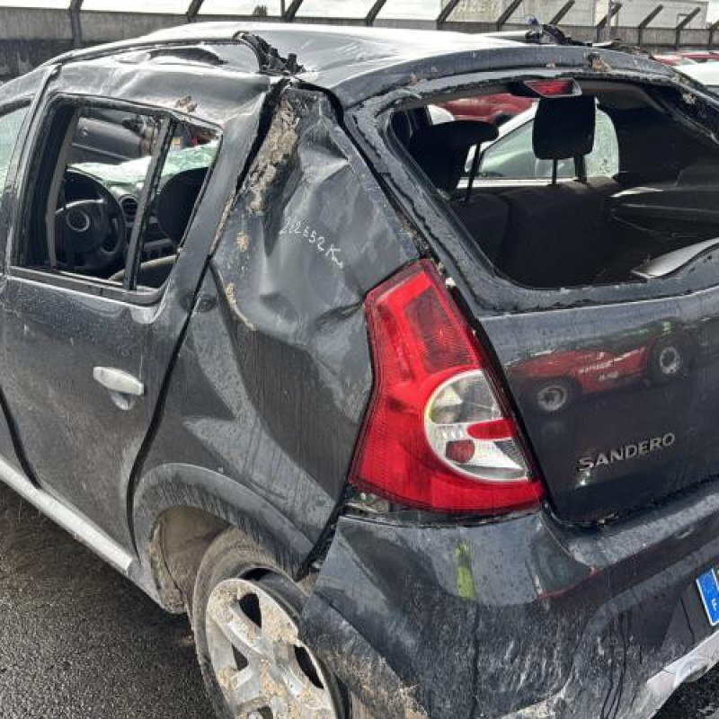 Vitre avant gauche DACIA SANDERO 1 Photo n°19