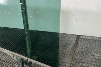 Vitre arriere droit RENAULT CLIO 3