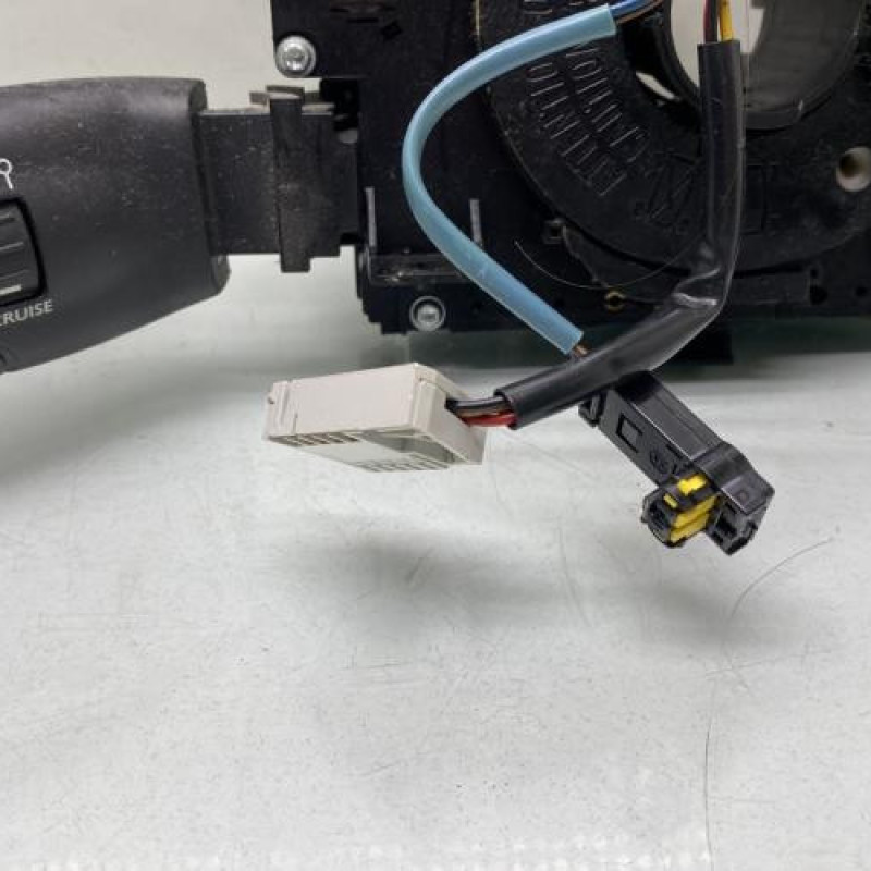 Com (Bloc Contacteur Tournant+Commodo Essuie Glace+Commodo Phare) PEUGEOT 207 Photo n°3