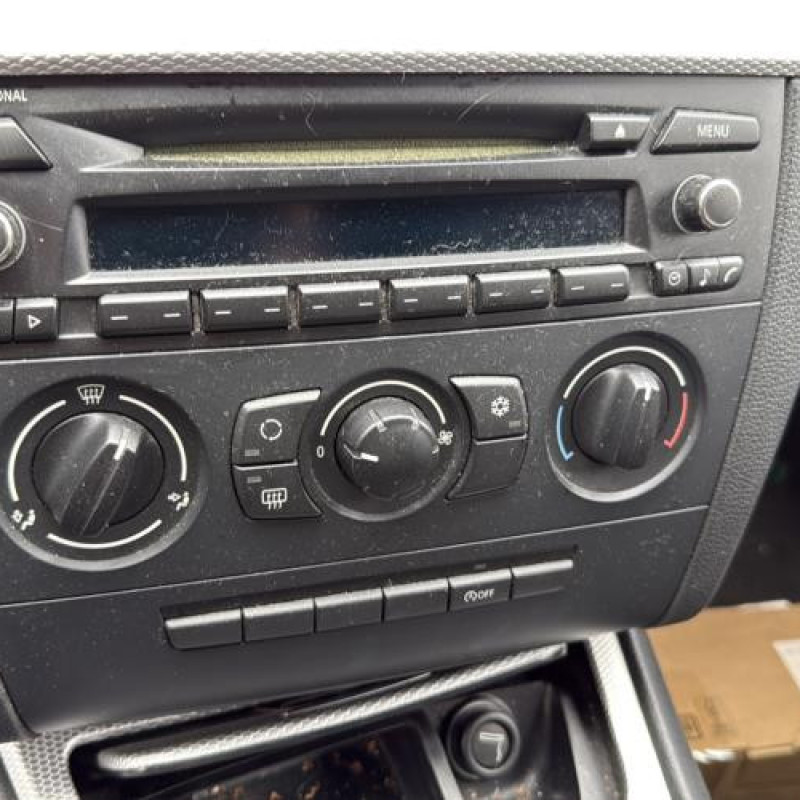 Custode arriere droit (porte) BMW SERIE 1 E87 Photo n°20