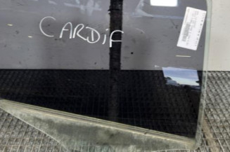 Vitre arriere droit BMW SERIE 1 E87 Photo n°1