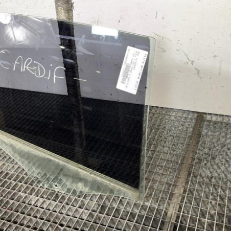 Vitre arriere droit BMW SERIE 1 E87