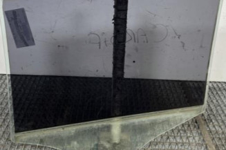 Vitre arriere droit BMW SERIE 1 E87