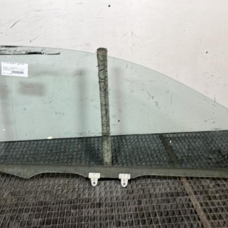 Vitre avant gauche RENAULT TWINGO 2 Photo n°4