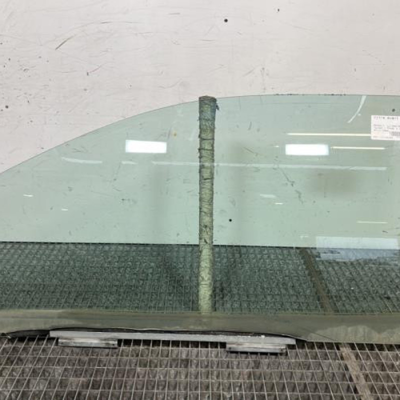 Vitre avant gauche RENAULT TWINGO 1 Photo n°1