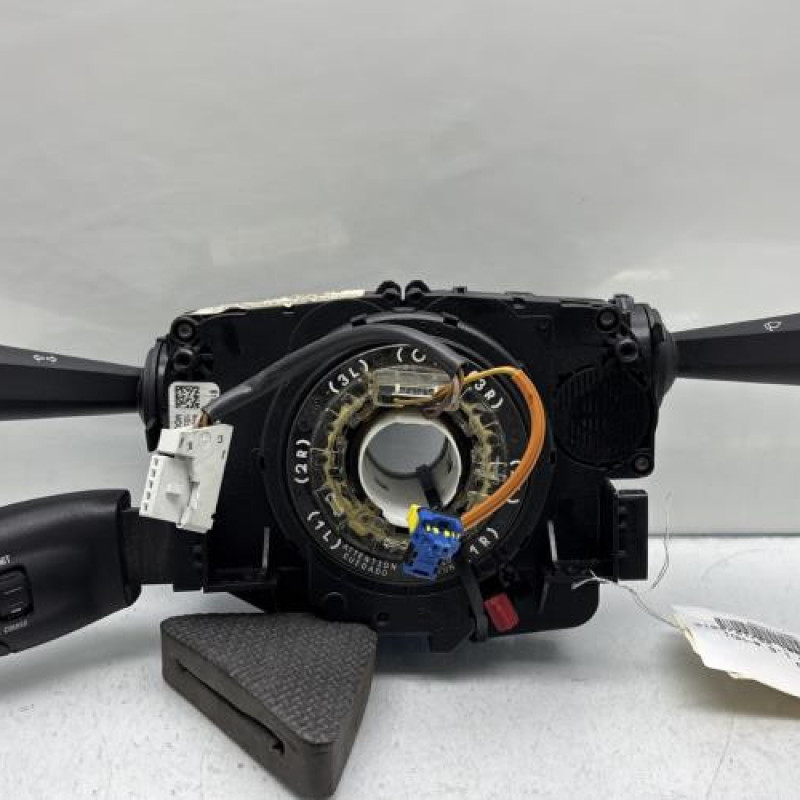 Com (Bloc Contacteur Tournant+Commodo Essuie Glace+Commodo Phare) PEUGEOT 208 1 Photo n°1