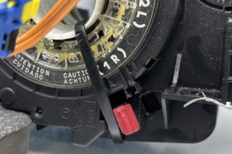 Com (Bloc Contacteur Tournant+Commodo Essuie Glace+Commodo Phare) PEUGEOT 208 1