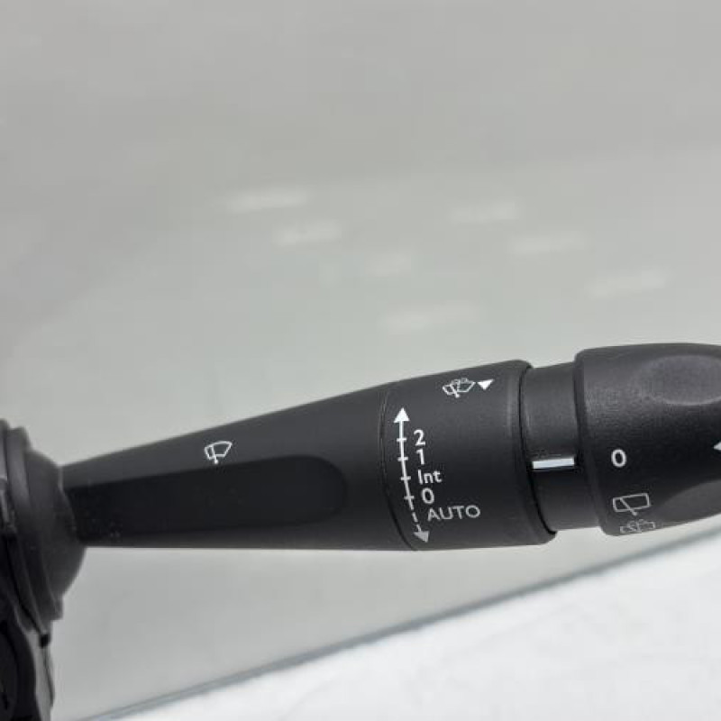 Com (Bloc Contacteur Tournant+Commodo Essuie Glace+Commodo Phare) PEUGEOT 208 1 Photo n°6