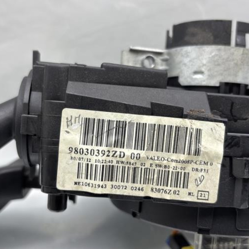 Com (Bloc Contacteur Tournant+Commodo Essuie Glace+Commodo Phare) PEUGEOT 208 1 Photo n°9