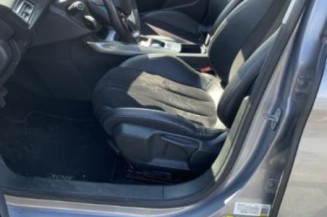 Vitre avant gauche PEUGEOT 308 2