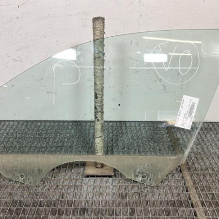 Vitre avant gauche BMW SERIE 1 F20 Photo n°1