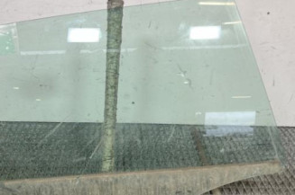 Vitre arriere droit PEUGEOT 508 1 SW Photo n°1