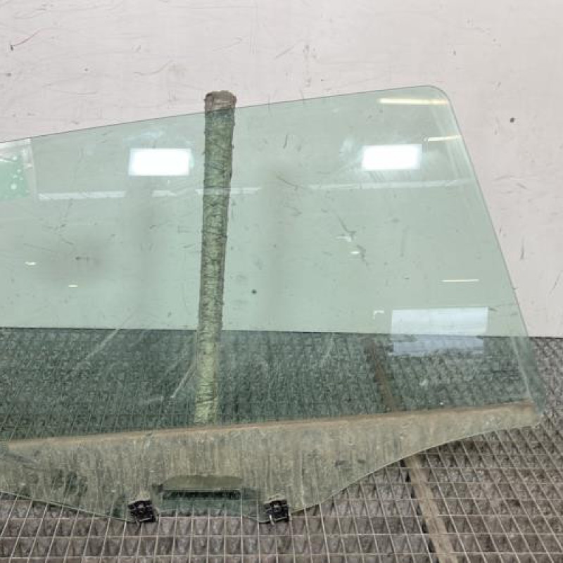 Vitre arriere droit PEUGEOT 508 1 SW Photo n°1