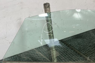 Vitre avant gauche PEUGEOT 508 1 SW