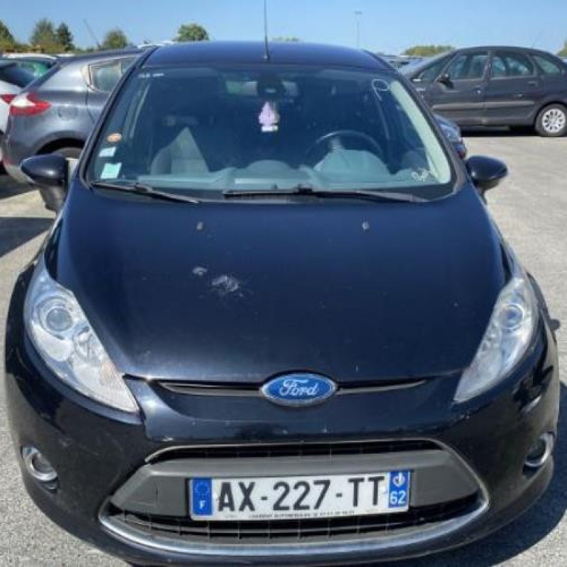 Vitre avant gauche FORD FIESTA 6 Photo n°6
