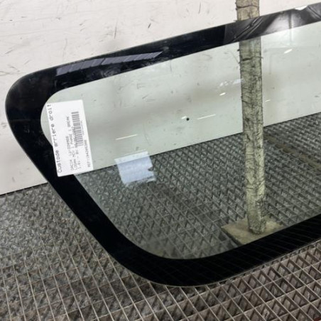 Custode arriere droit DACIA LOGAN MCV 1