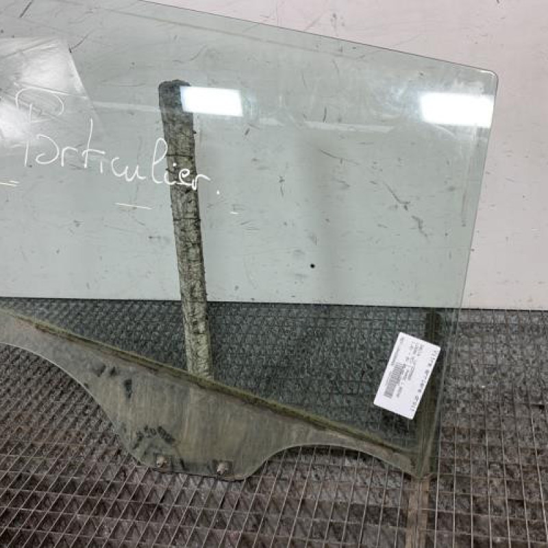 Vitre arriere droit DACIA LOGAN MCV 1 Photo n°2