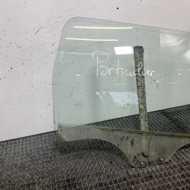 Vitre arriere droit DACIA LOGAN MCV 1 Photo n°3