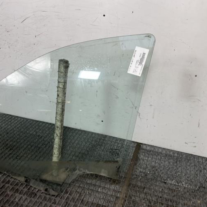 Vitre avant gauche DACIA LOGAN MCV 1 Photo n°3
