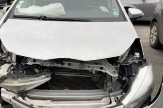 Calculateur moteur TOYOTA YARIS 3