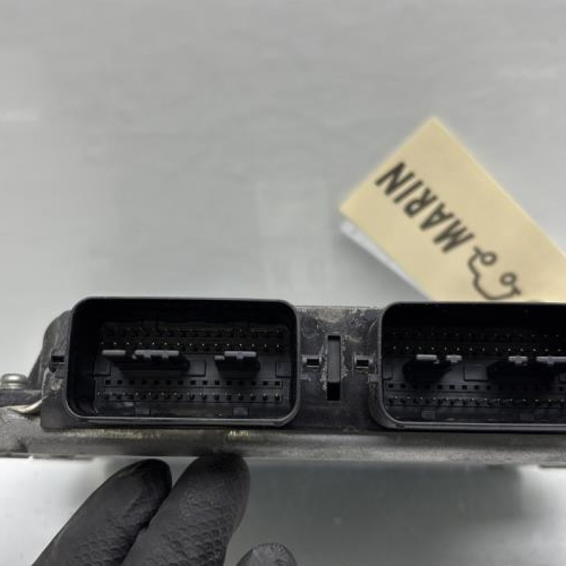 Calculateur moteur SUZUKI SWIFT 3 Photo n°3