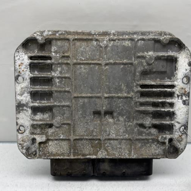 Calculateur moteur OPEL ASTRA H Photo n°4