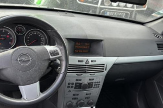 Calculateur moteur OPEL ASTRA H