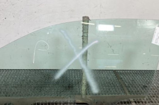 Vitre avant gauche VOLKSWAGEN POLO 4 Photo n°1