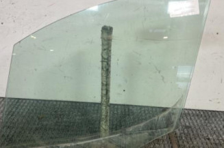 Vitre avant gauche PEUGEOT PARTNER 2 Photo n°1