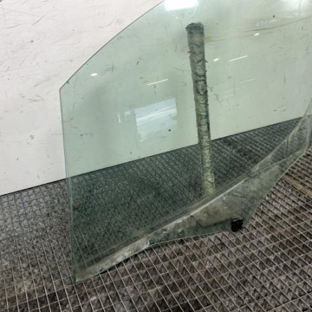 Vitre avant gauche PEUGEOT PARTNER 2